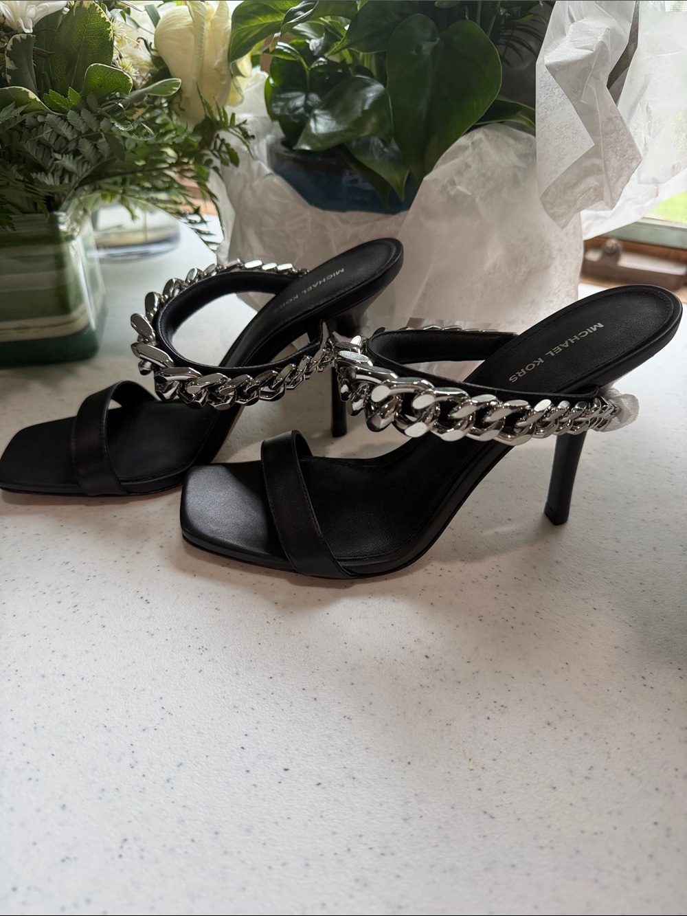 NIB Michael Kors Black Leather Chain-Trim Heeled Slide Sandals - Picture 2 of 7
